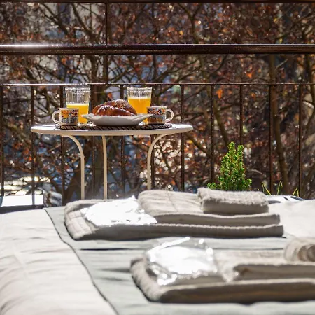 Casa Enea Luxury House - Bocconi Navigli - Private Parking Appartement