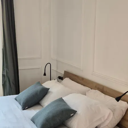 Appartement Casa Enea Luxury House - Bocconi Navigli - Private Parking