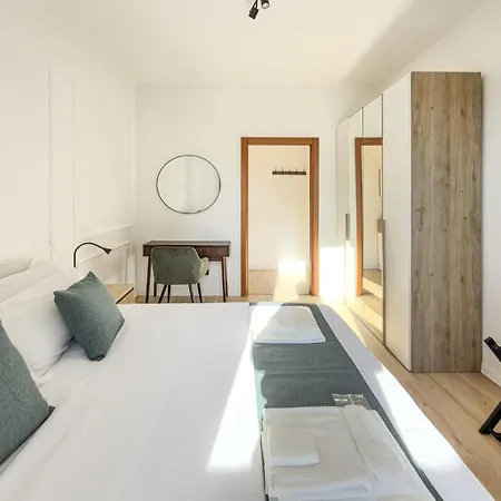 Casa Enea Luxury House - Bocconi Navigli - Private Parking Milaan