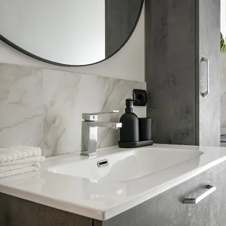 Appartement Casa Enea Luxury House - Bocconi Navigli - Private Parking *