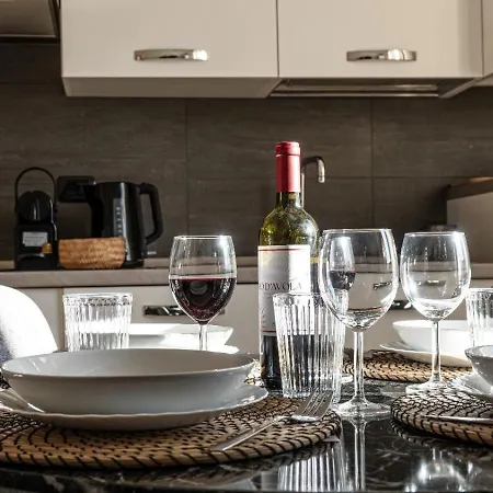 Casa Enea Luxury House - Bocconi Navigli - Private Parking *